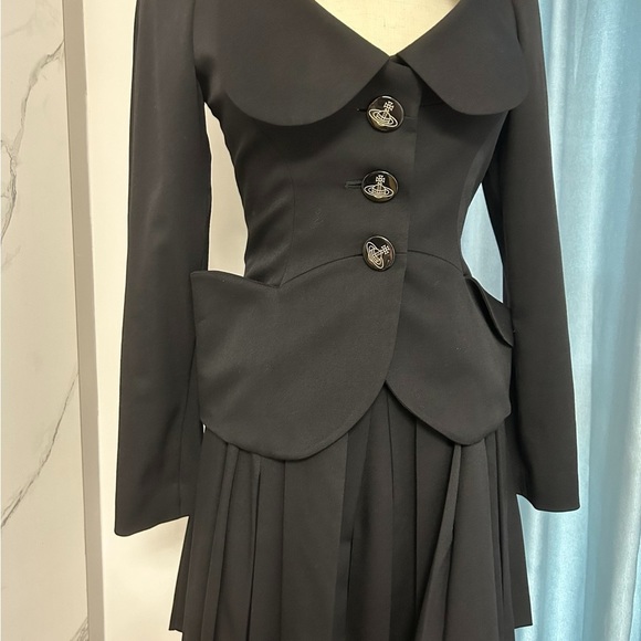 Vivienne Westwood red label suit - Picture 2 of 2